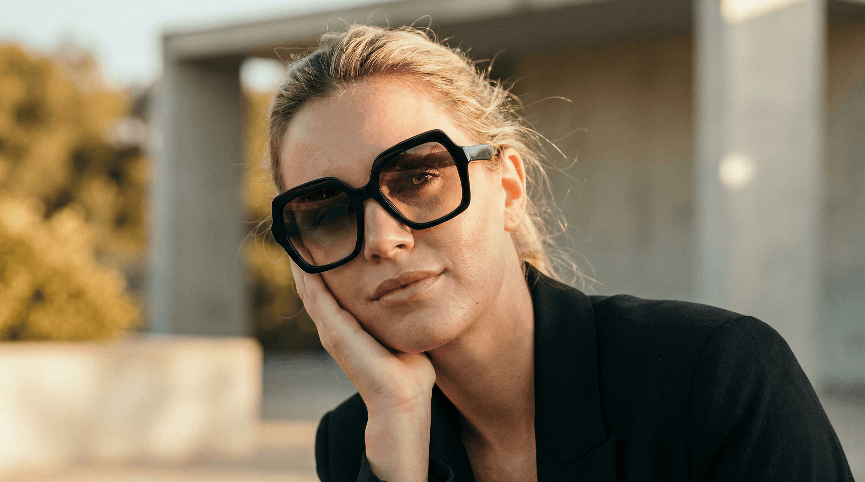 Kadın oversize güneş gözlüğü