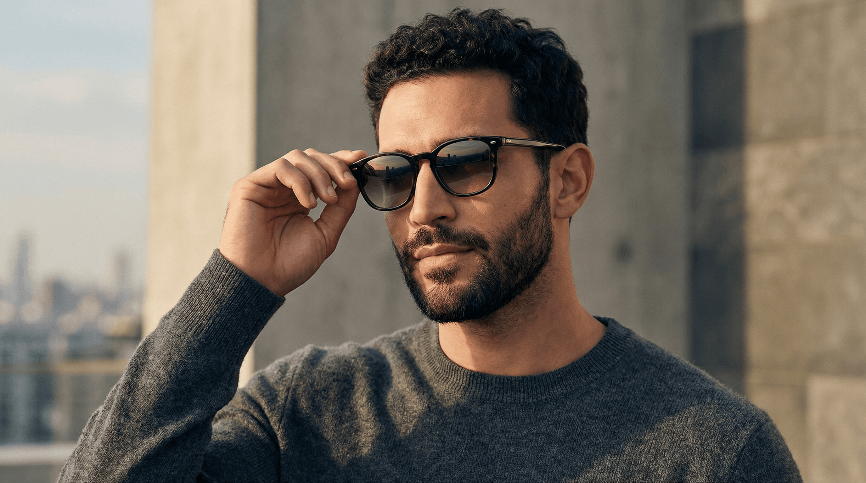 Erkek şehir güneş gözlüğü