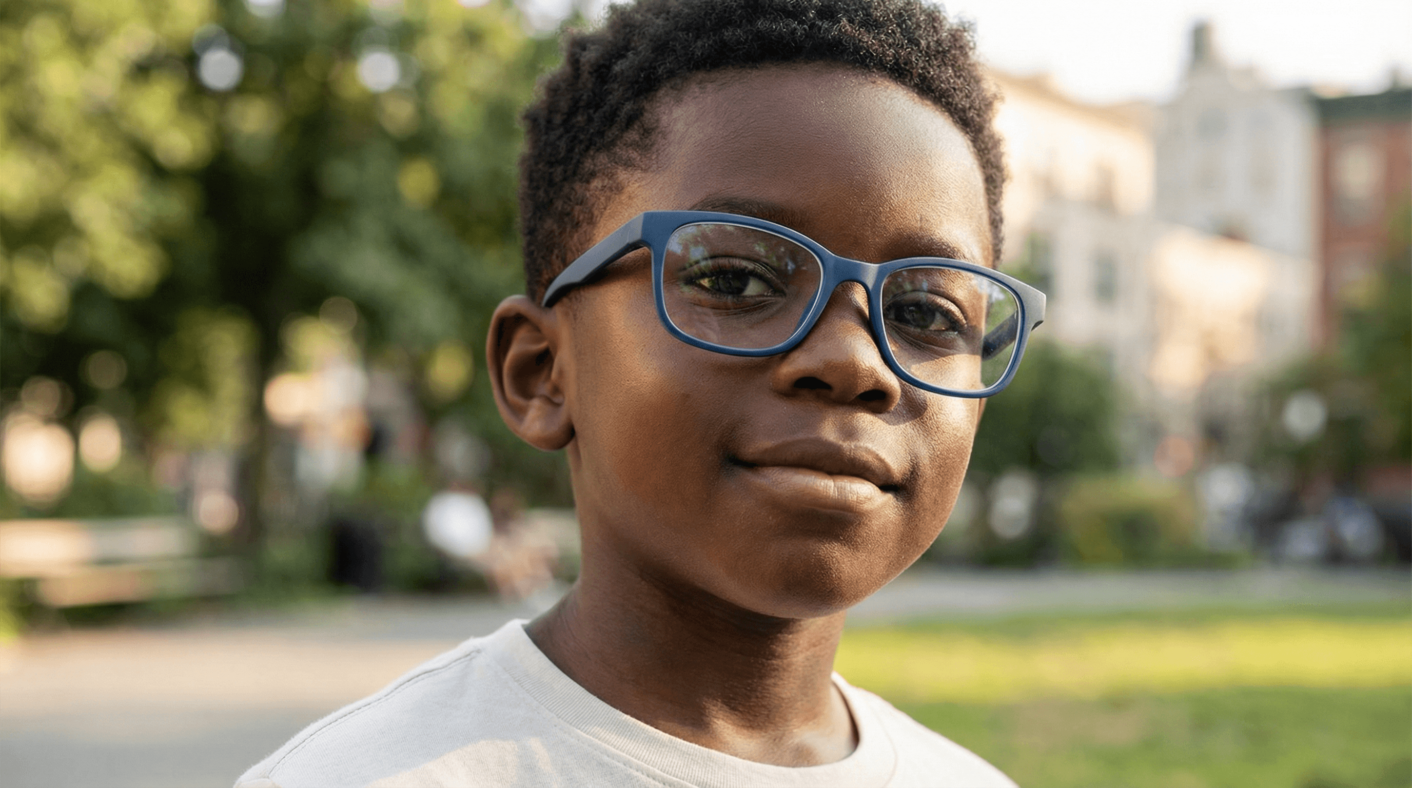 Erkek çocuk mavi çerçeve